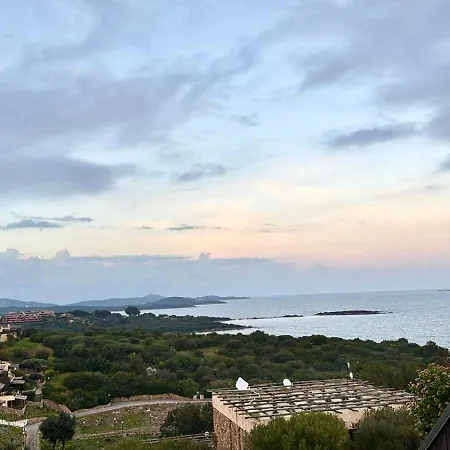 Pied A Terre Coralli Apartment Portisco